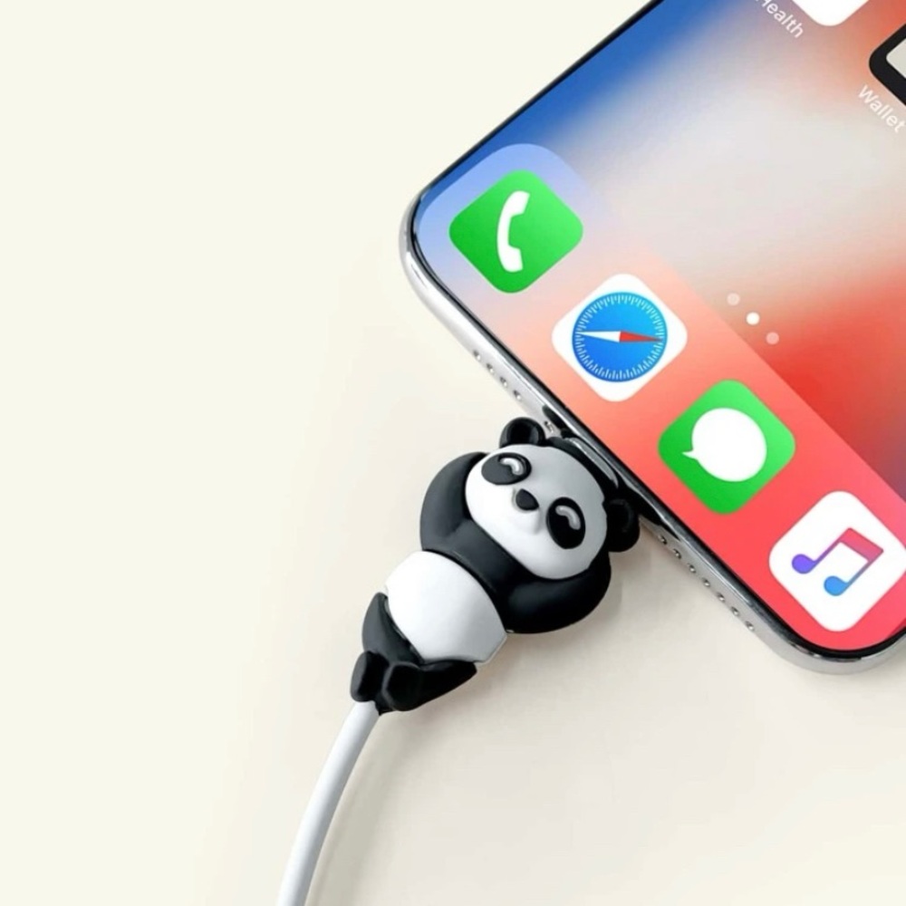 NWOT Relaxed Panda Cable Protector